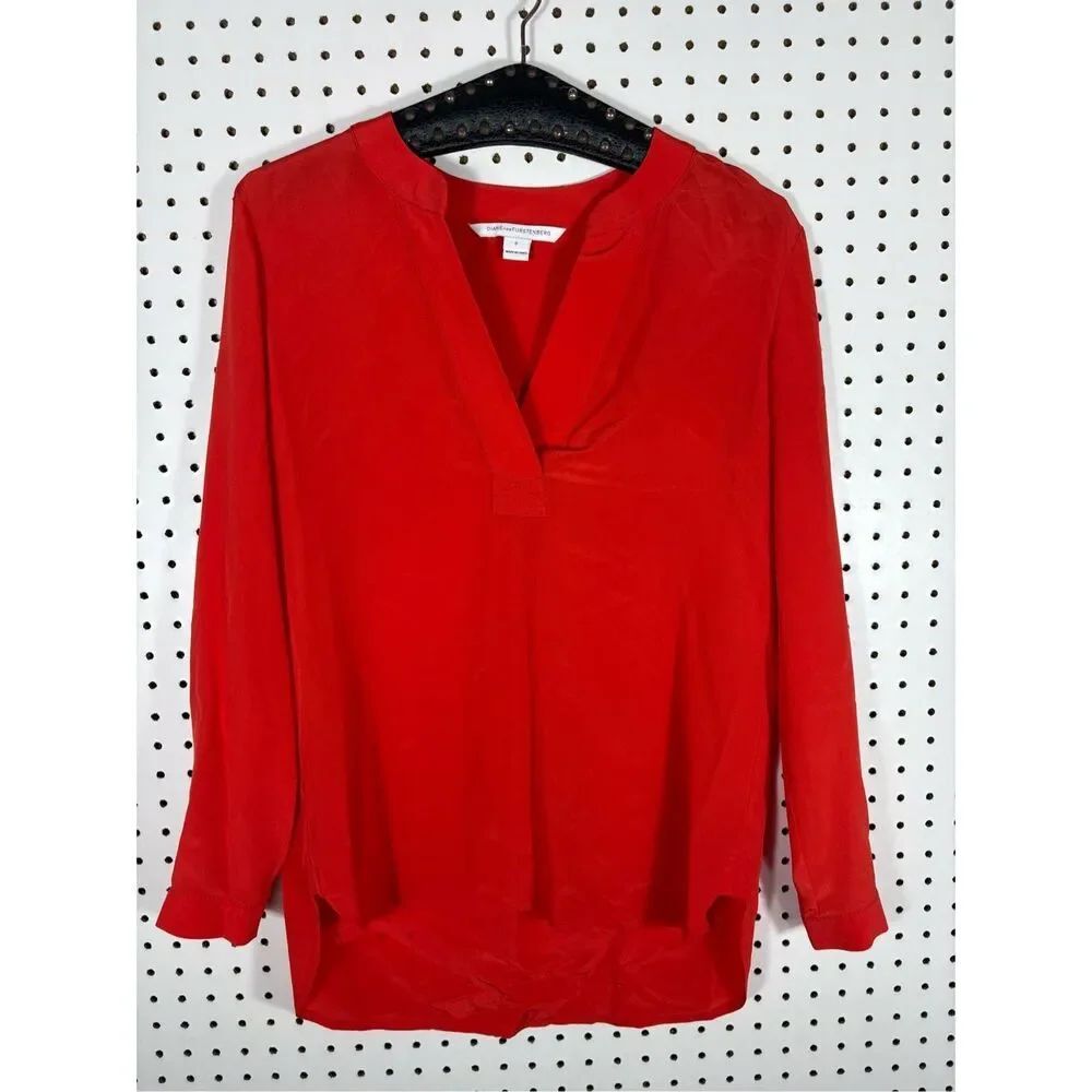 Diane Von Furstenberg popover silk blouse size 0